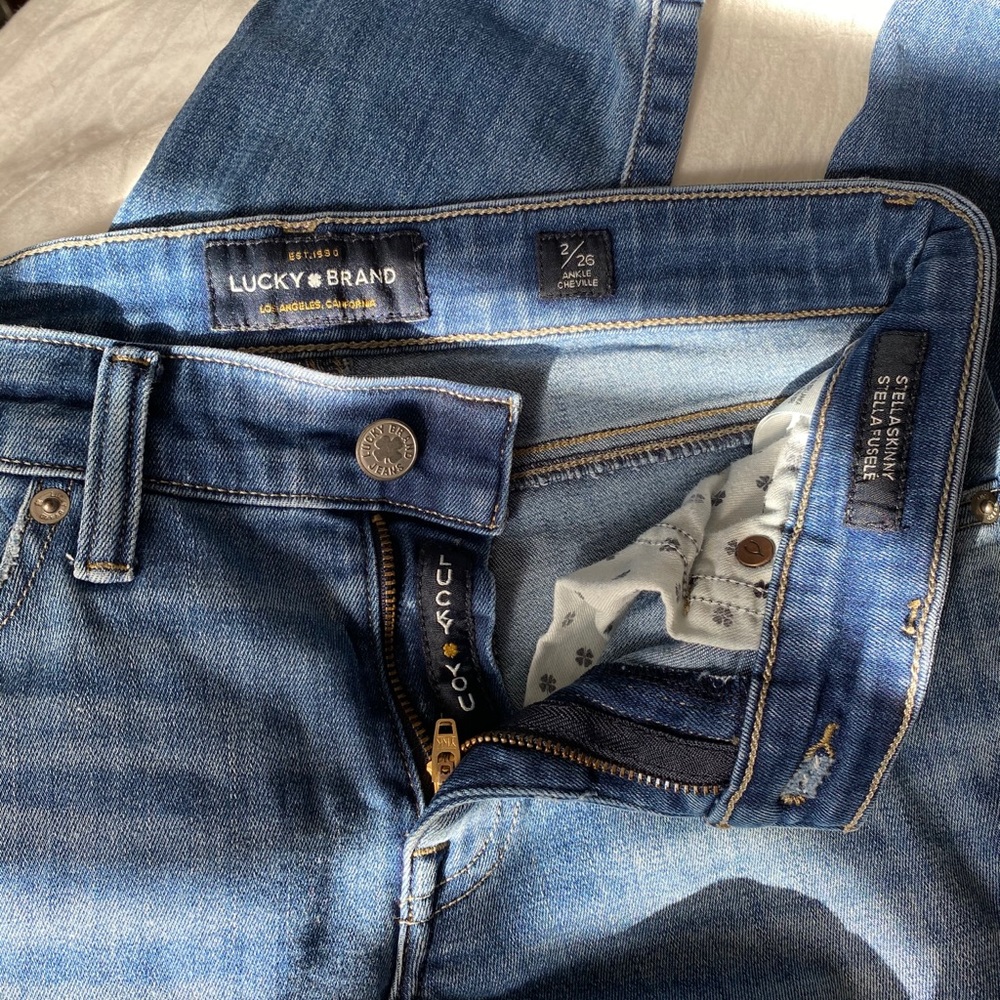 Lucky brand skinny jeans